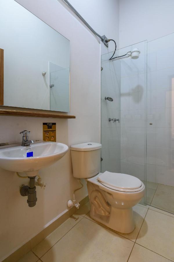 Med La Palma Hotel Меделин Екстериор снимка