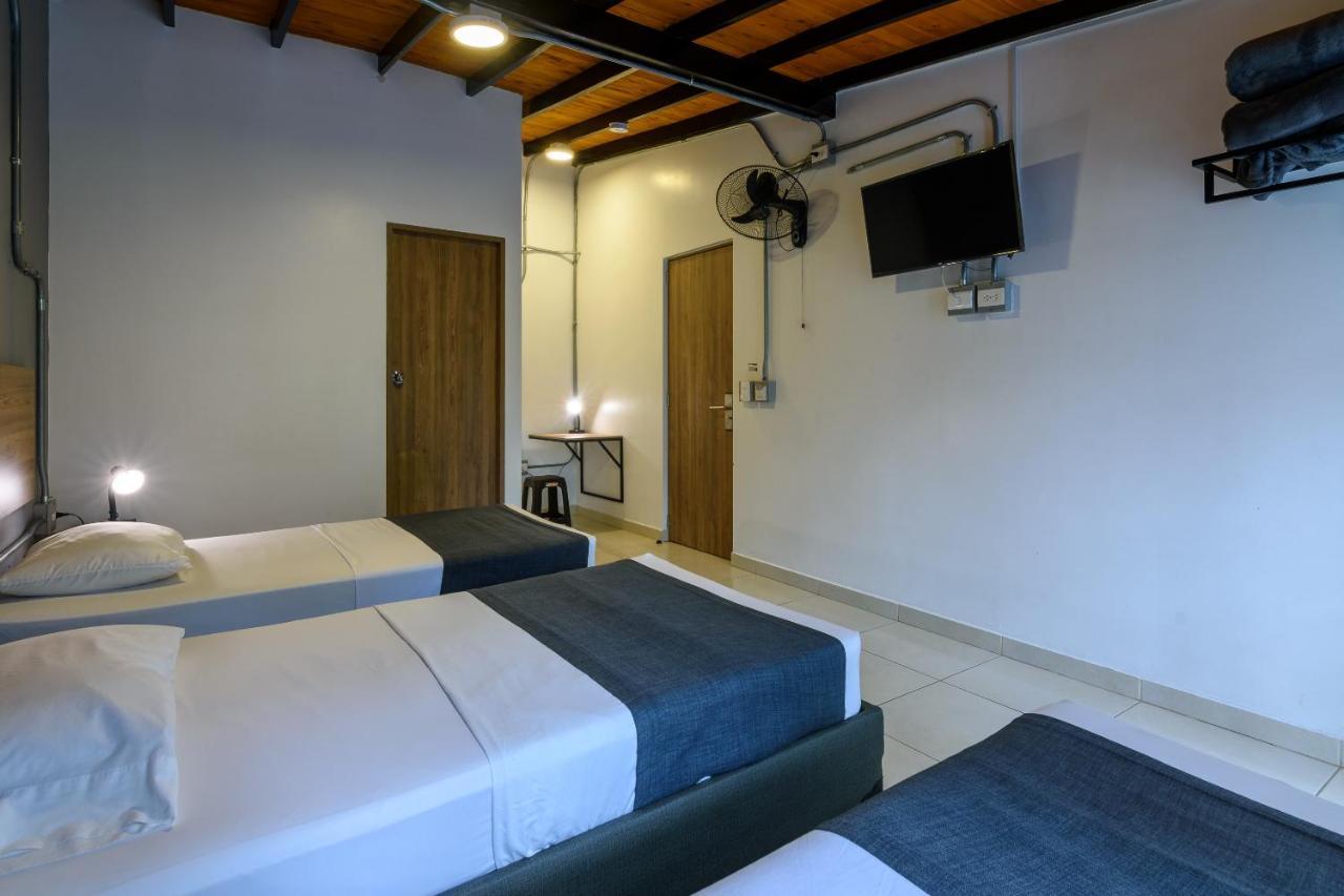 Med La Palma Hotel Меделин Екстериор снимка