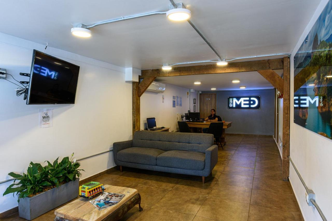 Med La Palma Hotel Меделин Екстериор снимка